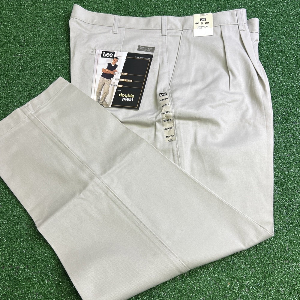 Lee Men's Double-Pleat Relaxed Fit Wrinkle Free Cotton Khakis Size 40‎ x 29 NWT